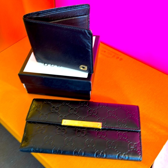 Bundele two items Gucci man’s wallet and Gucci woman wallet black on black - Picture 1 of 3